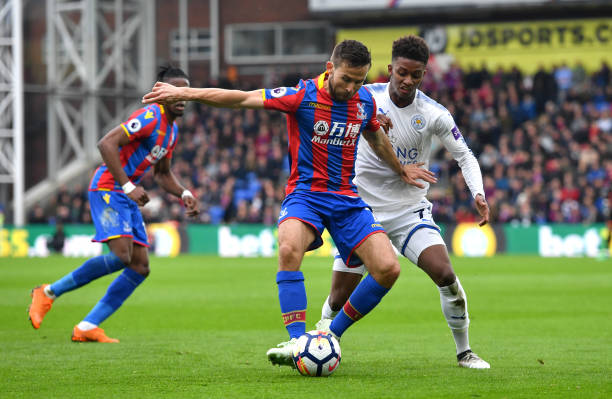 他代表意大 他代表意大