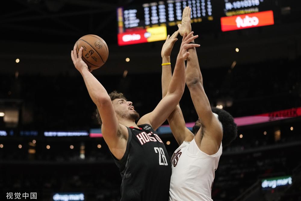 坚韧不拔的 坚韧不拔的