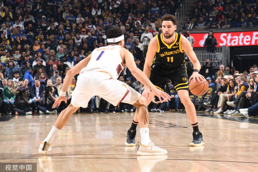 越频繁地出 越频繁地出